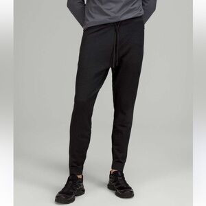 lululemon engineered warmth Men's Black Joggers, Small